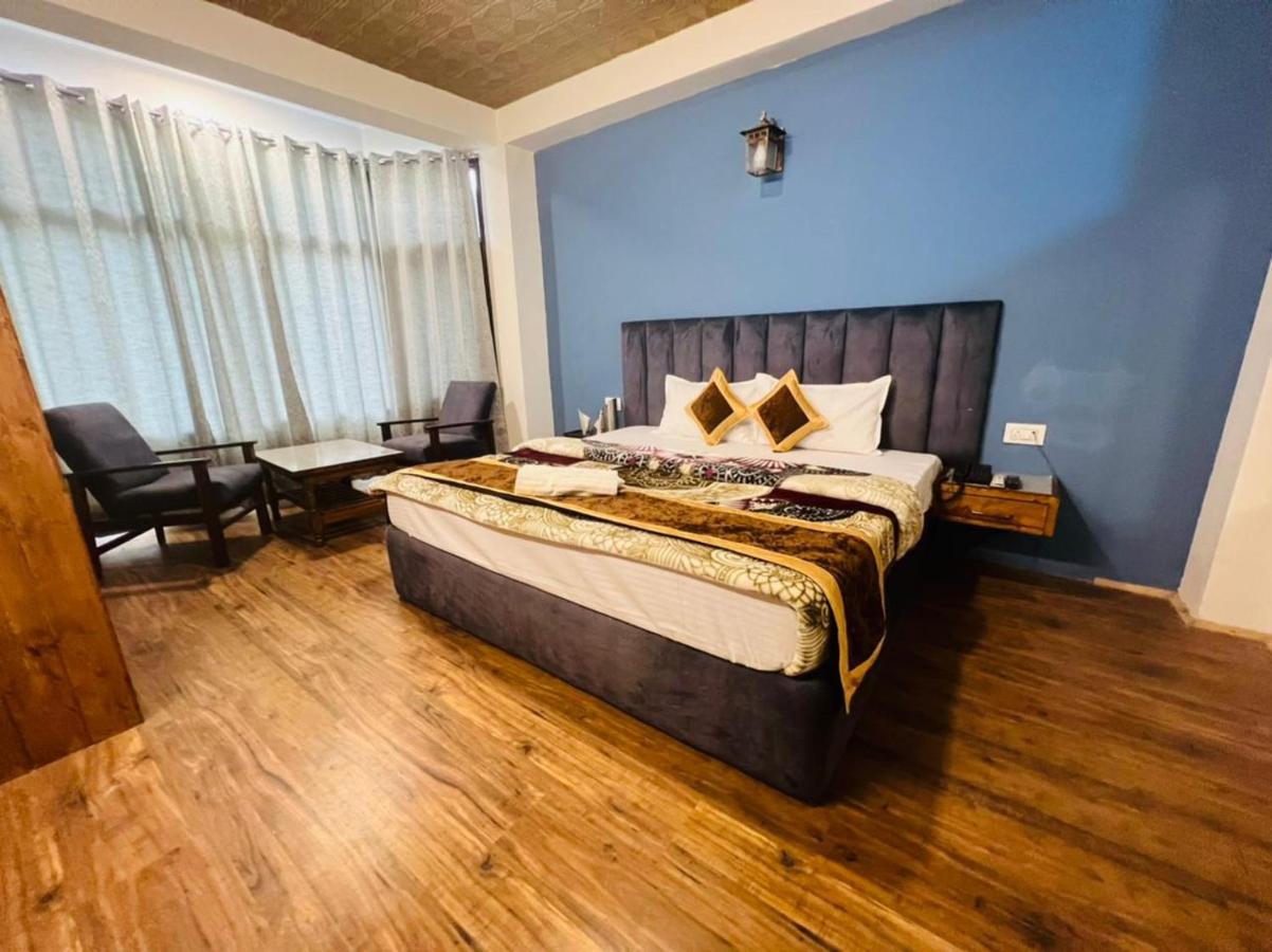 Hotel Link Way-A Riverside Hotel Manali  Exterior photo